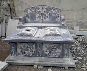 Có Nên Làm Mộ Chờ Không? Góc Nhìn Tâm Linh và Thực Tế Từ Nghề Đá Mỹ Nghệ