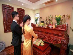 Văn Khấn Thay Bàn Thờ Mới – Nghi Lễ Trang Nghiêm Gắn Liền Với Đá Mỹ Nghệ Truyền Thống