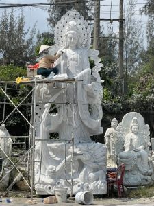 TÌM HIỂU VỀ LÀNG NGHỀ ĐÁ MỸ NGHỆ NON NƯỚC – ĐÀ NẴNG