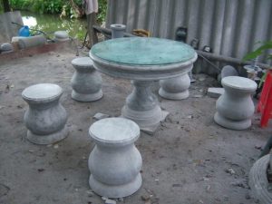 Ghế đá mỹ nghệ – bền đẹp và gần gũi