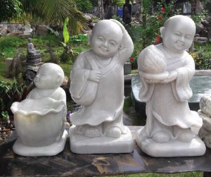 Tượng Phật đá – biểu tượng của an lạc và từ bi